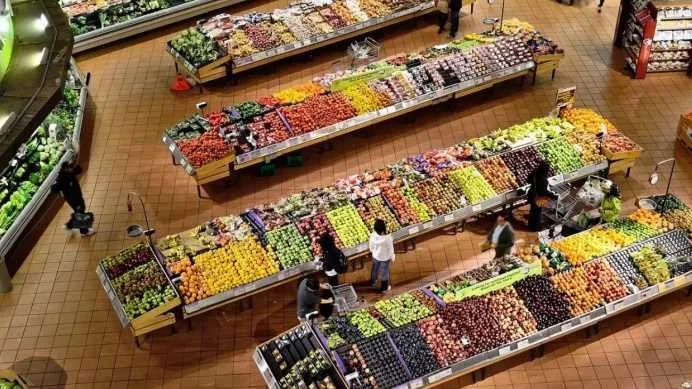 Как нами манипулируют супермаркеты и как избежать лишних трат