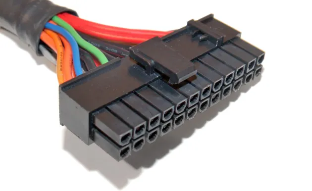 24_pin_connector