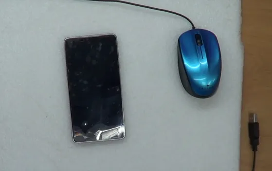 USB-мышь и телефон