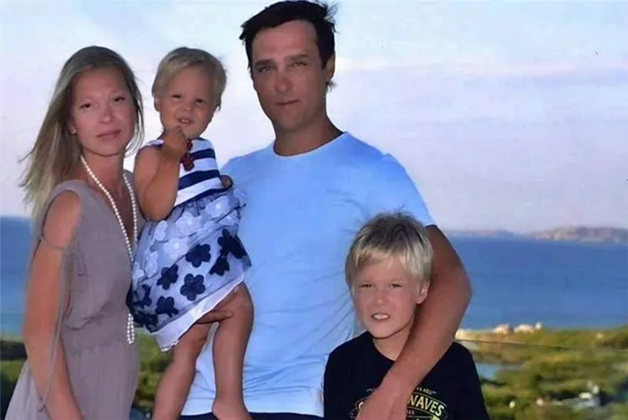 Кто является супругой Юрия Шатунова и как выглядят его дети
