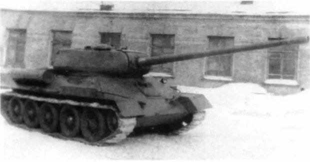 Т-34-100 зимой 1945