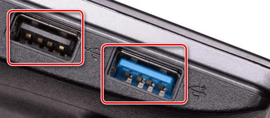 USB порты на боковой поверхности ноутбука